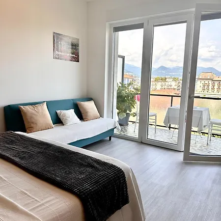 Fioriris Del アパート ストレーザ